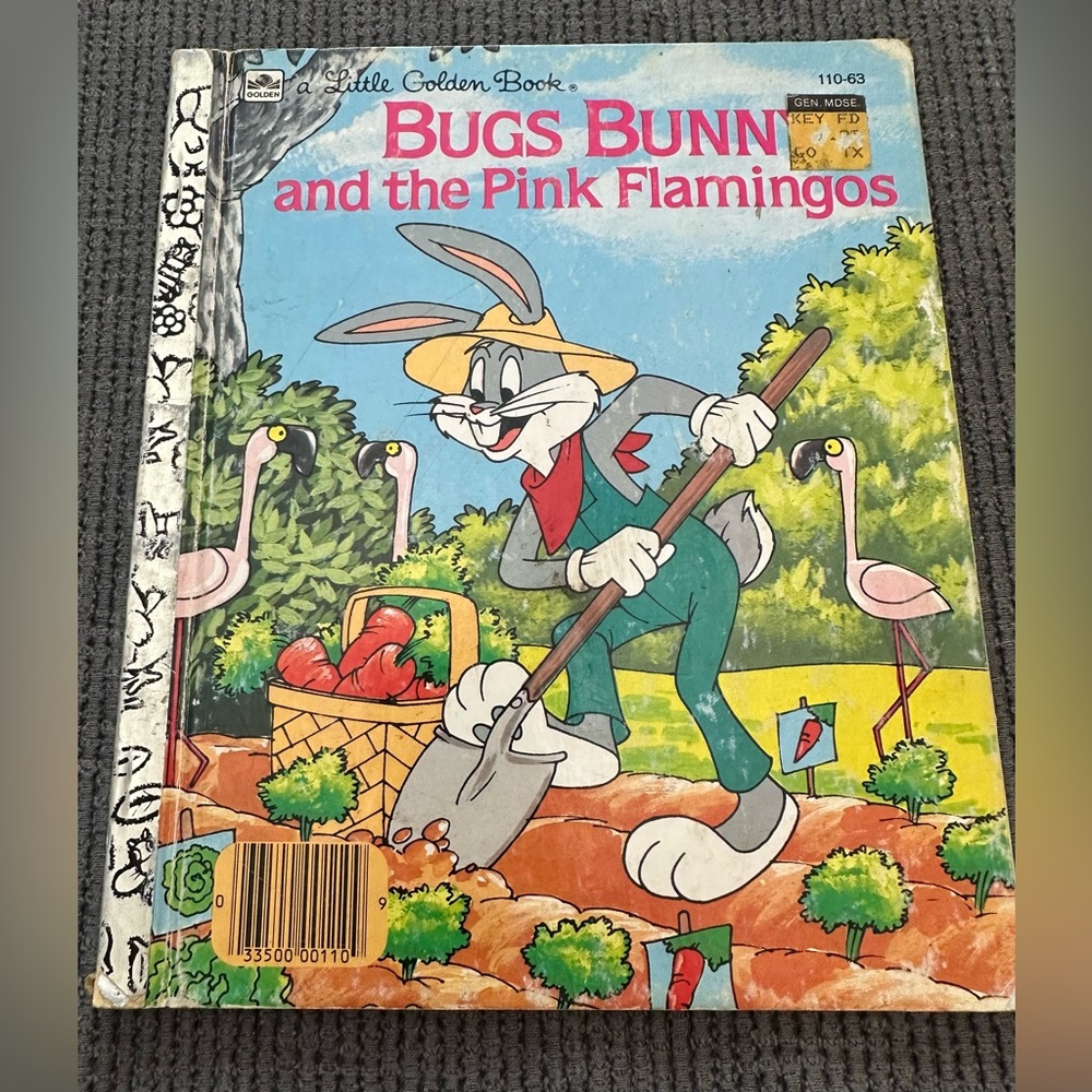 VINTAGE-Little Golden Book: BUGS BUNNY and the Pink Flamingoes.